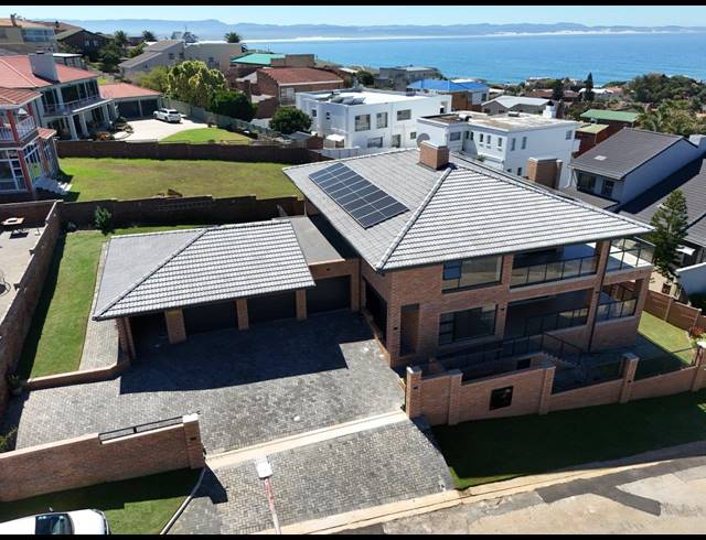 4 BEDROOM HOUSE FOR SALE IN WAVECREST